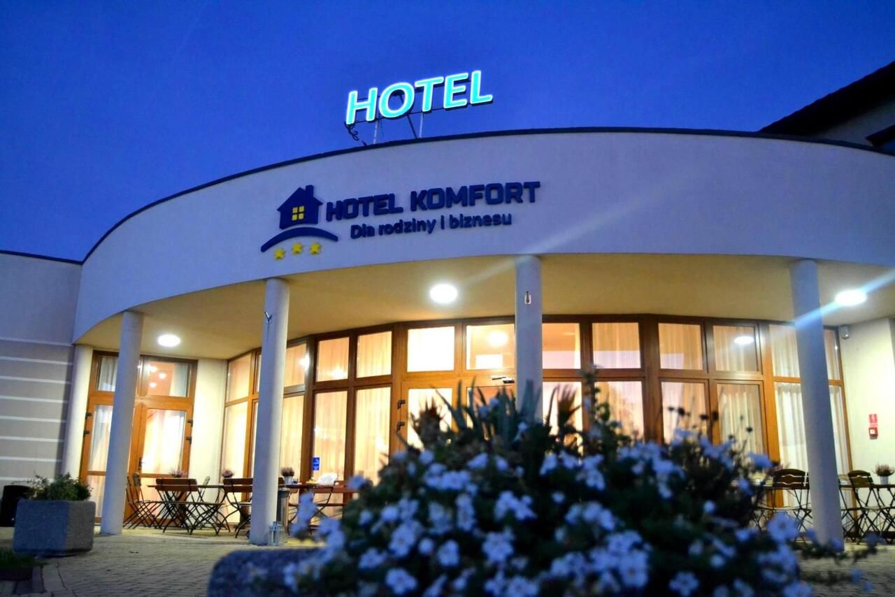 Отель Hotel Komfort Krzywaczka-16